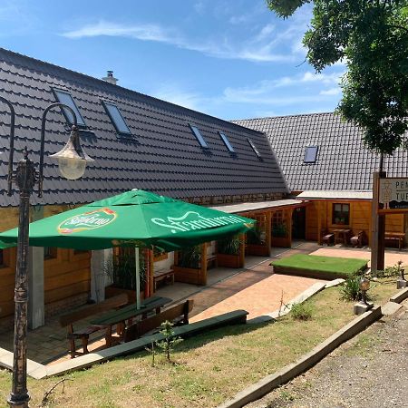 Penzion Turista Banska Stiavnica Luaran gambar