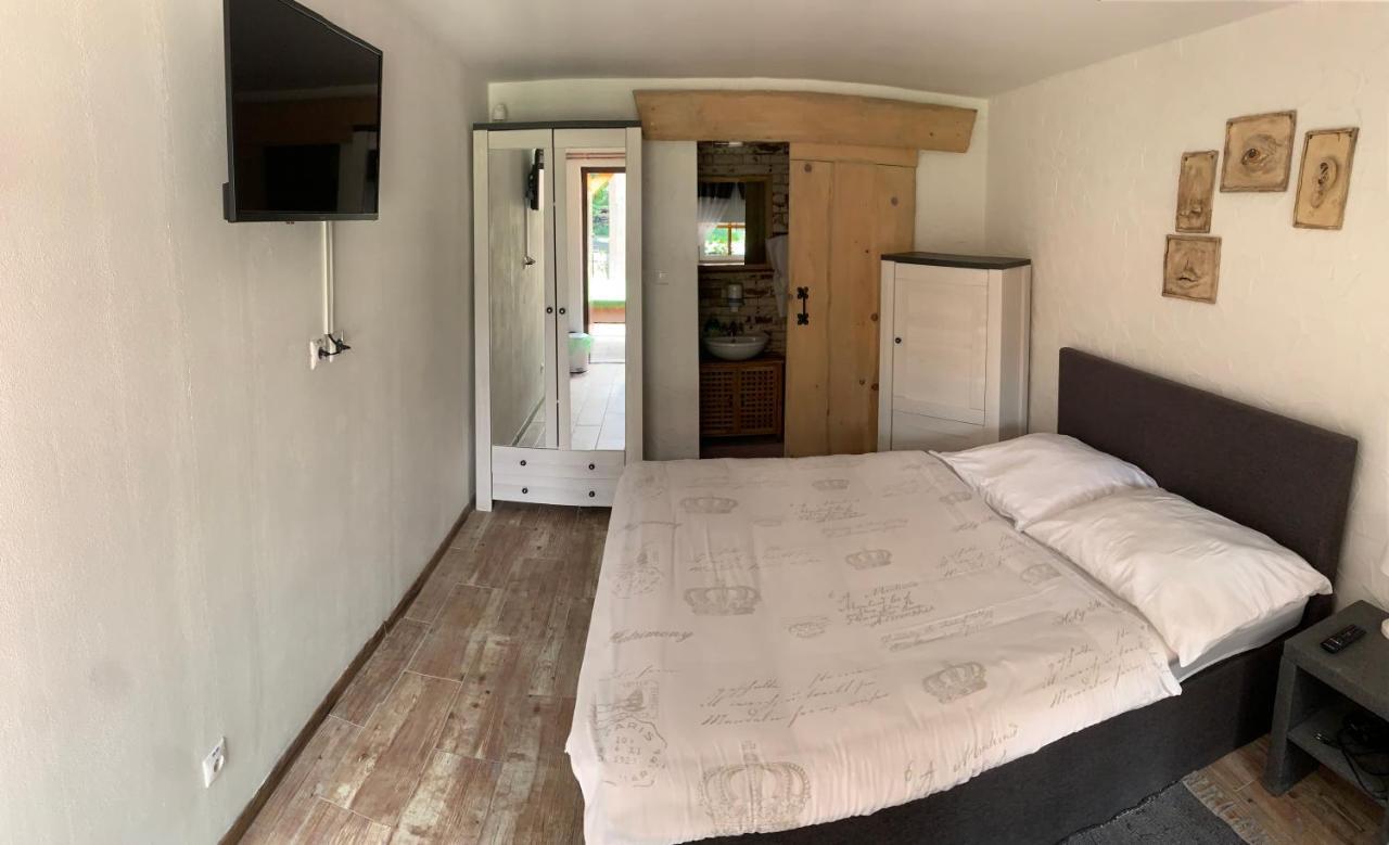 Penzion Turista Banska Stiavnica Luaran gambar